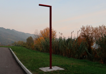 Linea Lighting Pole (Linea)