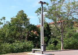 ET Lighting Pole