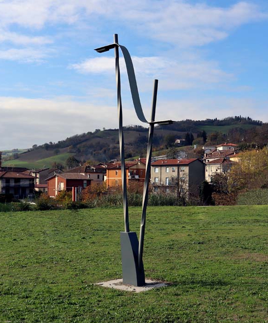 Lampioni da giardino moderni alti